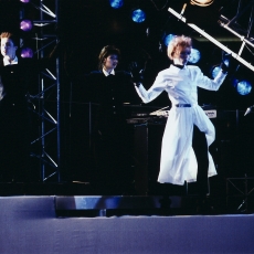 Mylène Farmer - À l'occasion de la fête de la musique - Antenne 2 - 19 juin 1987