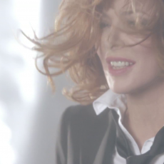 mylene-farmer-clip-a-l-ombre-capture-203