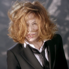 mylene-farmer-clip-a-l-ombre-capture-206