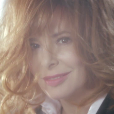 mylene-farmer-clip-a-l-ombre-capture-216