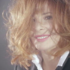 mylene-farmer-clip-a-l-ombre-capture-217