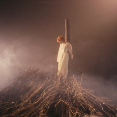 Mylène Farmer - Tournage du clip Beyond my control - Photographe : Marianne Rosenstiehl