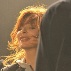 Mylène Farmer - Tournage du clip Du Temps - Photographe : Nathalie Delépine