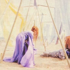 Mylène Farmer - Tournage du clip L'Âme-Stram-Gram - Photographe : Claude Gassian