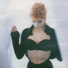 Mylène Farmer Clip Que mon coeur lâche