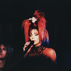 mylene-farmer-mylenium-tour-photos-fans-304