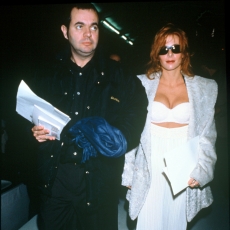 mylene-farmer-1993-defile-issey-miyake-005