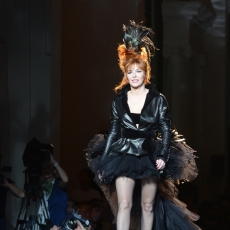 Mylène Farmer - Défilé Jean-Paul Gaultier - 06 juillet 2011