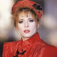 Mylène Farmer Embarquement immédiat FR3 1987