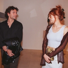mylene-farmer-1999-exposition-de-niro-103