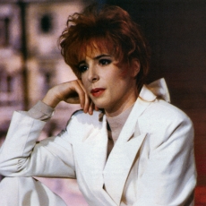 Mylène Farmer - Fête comme chez vous - Antenne 2 - 05 mai 1988