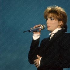 mylene-farmer-j-y-crois-dur-comme-terre-tf1-02-septembre-1989-007