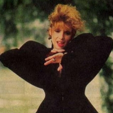 Mylène Farmer - La Fête en France - FR3 - 13 août 1986