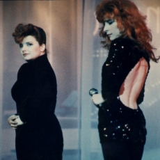 mylene-farmer-1988-tv-le-monde-est-a-vous-120