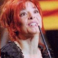 Mylène Farmer - NRJ Music Awards 2002 - Award