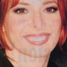 Mylène Farmer et Seal - NRJ Music Awards 2002 - Montée des marches