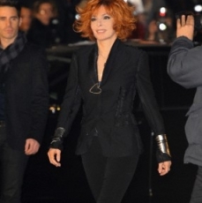 Mylène Farmer NRJ Music Awards 2011 Tapis Rouge