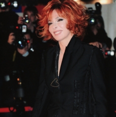 Mylène Farmer NRJ Music Awards 2011 Tapis Rouge