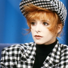 Mylène Farmer - Panique sur le 16 - TF1 - 19 novembre 1987