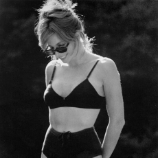 Mylène Farmer - Photographe Jeff Dahlgren - 1995