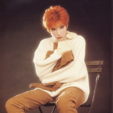 mylene-farmer-1991-marianne-rosenstiehl-751
