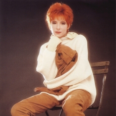mylene-farmer-1991-marianne-rosenstiehl-753