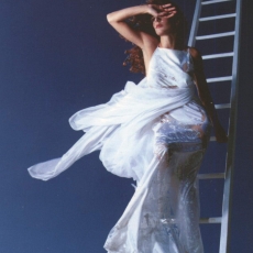 Mylène Farmer - Photographe Marino Parisotto Vay - Décembre 1998