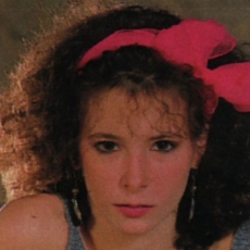 mylene-farmer_1984_pierre-perrin_207