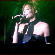 Mylène Farmer Tour 2009 - Nikaia Nice - 02 mai 2009 - Photo Fan