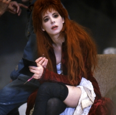 Mylène Farmer - Giorgino - Photographe : Etienne George