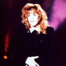 mylene-farmer-avis-de-recherche-tf1-24-fevrier-1989-008