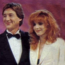 Mylène Farmer aux Victoires de la Musique le 19 novembre 1988