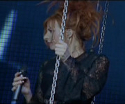 Mylène Farmer - Tenue du Tour 1996 créée par Paco Rabanne