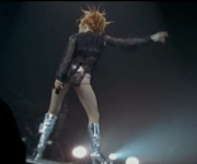 Mylène Farmer - Tenue du Tour 1996 créée par Paco Rabanne