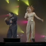 Mylène Farmer - Tenue du Tour 1996 créée par Paco Rabanne