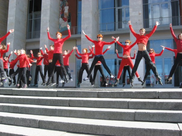 Flashmob Mylène Farrmer Du Temps Russie à Saint Pétersbourg